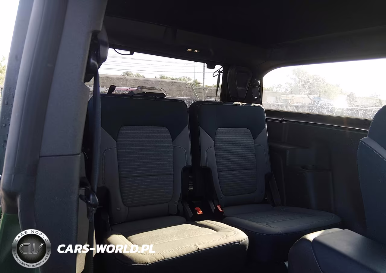 2023 Ford Bronco Outer Banks VIN:1FMDE5CH7PLB22215 - 8