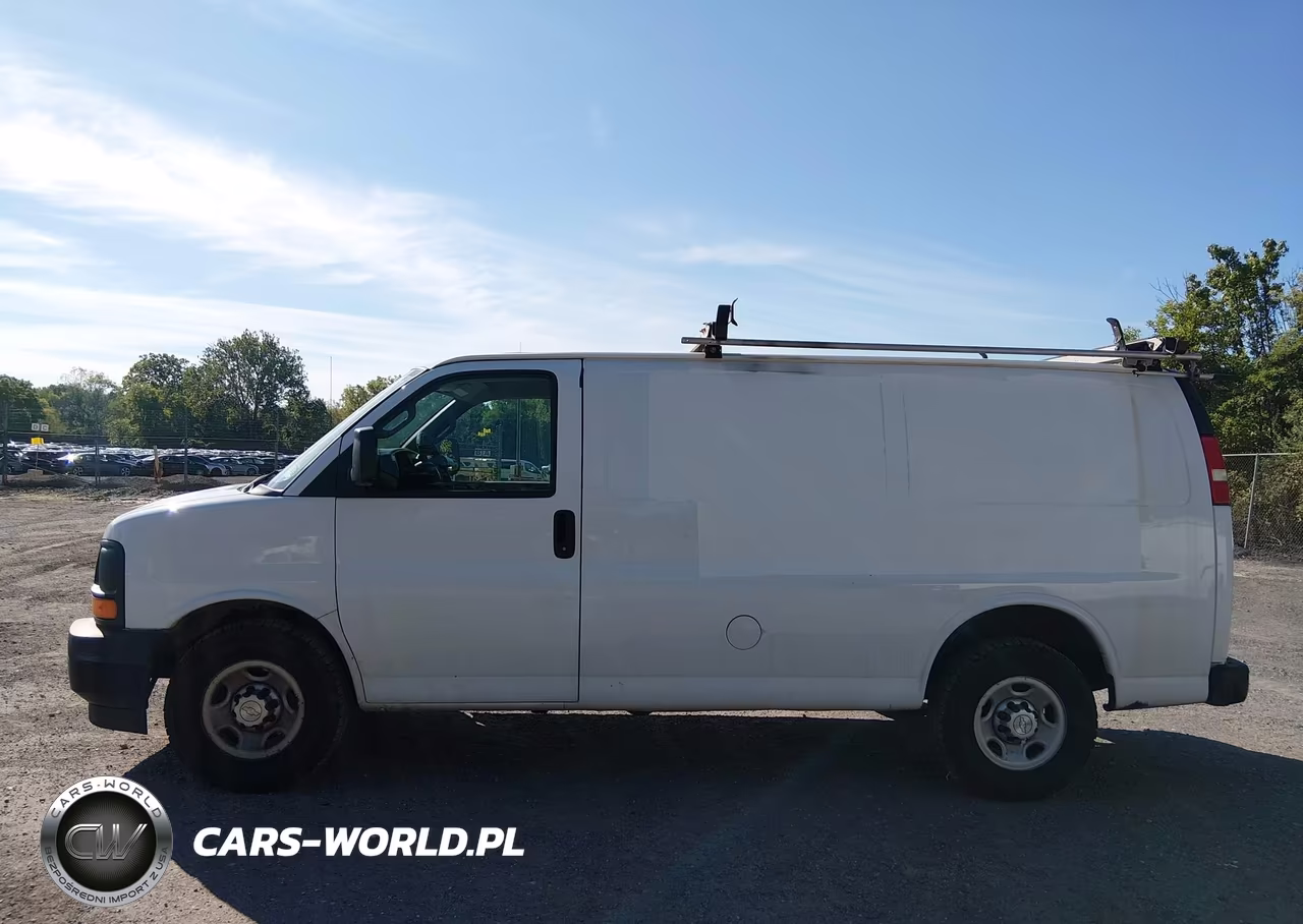 2017 Chevrolet Express 2500 Work Van VIN:1GCWGAFFXH1350197 - 15
