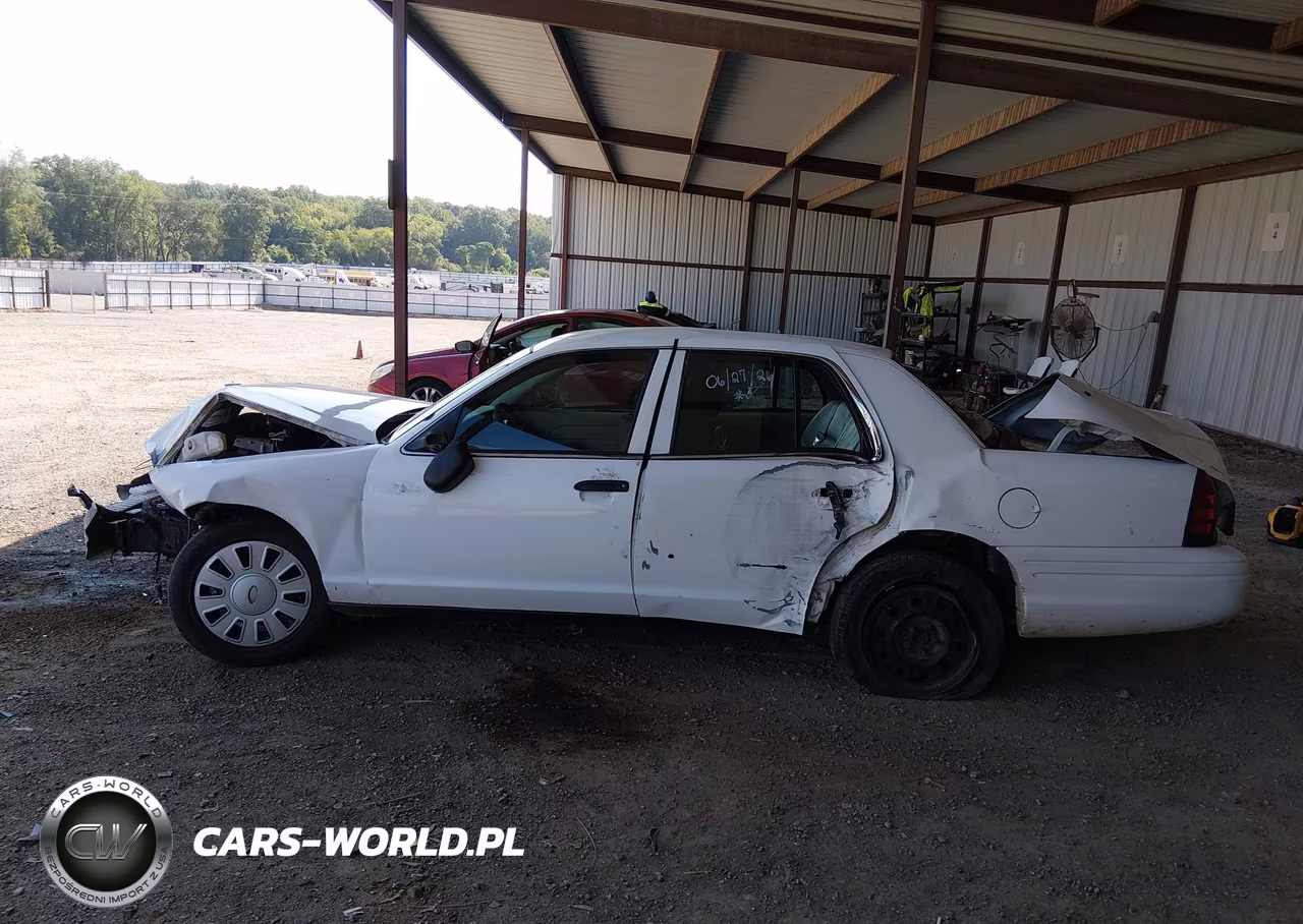 2011 Ford Crown Victoria Police Interceptor VIN:2FABP7BV2BX145380 - 14