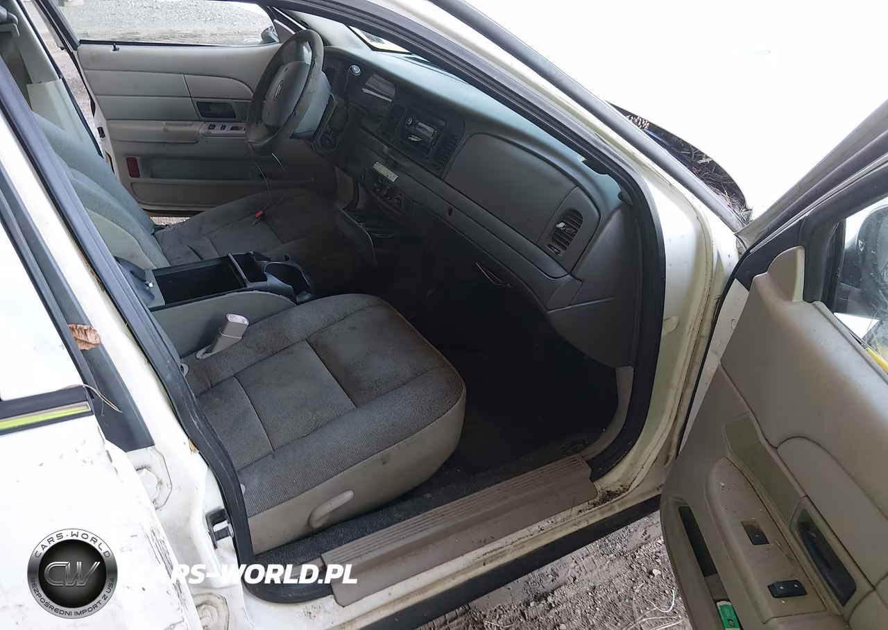 2011 Ford Crown Victoria Police Interceptor VIN:2FABP7BV2BX145380 - 5