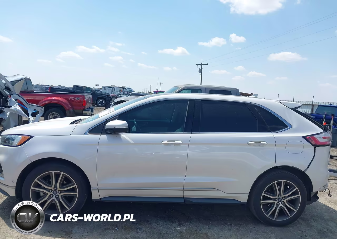 2019 Ford Edge Titanium VIN:2FMPK3K9XKBC62319 - 14