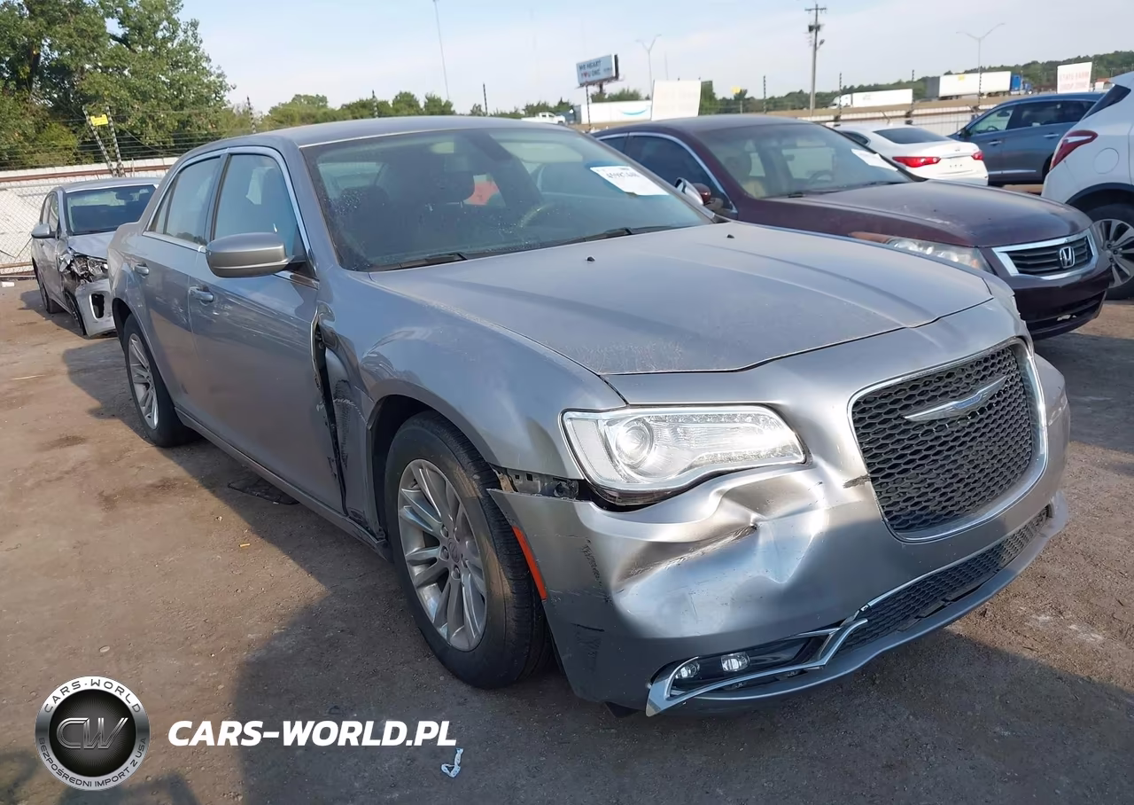 2018 Chrysler 300 Touring