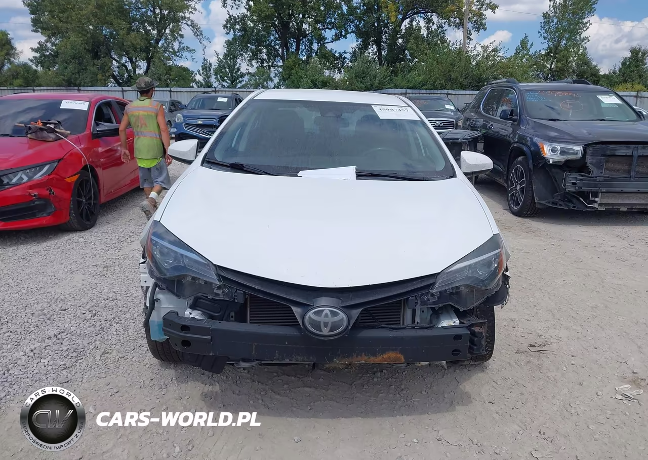 2019 Toyota Corolla Le VIN:2T1BURHE2KC199823 - 12