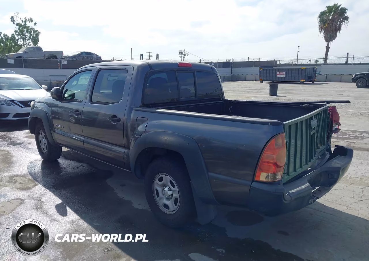 2014 Toyota Tacoma VIN:5TFJX4CN2EX040626 - 3