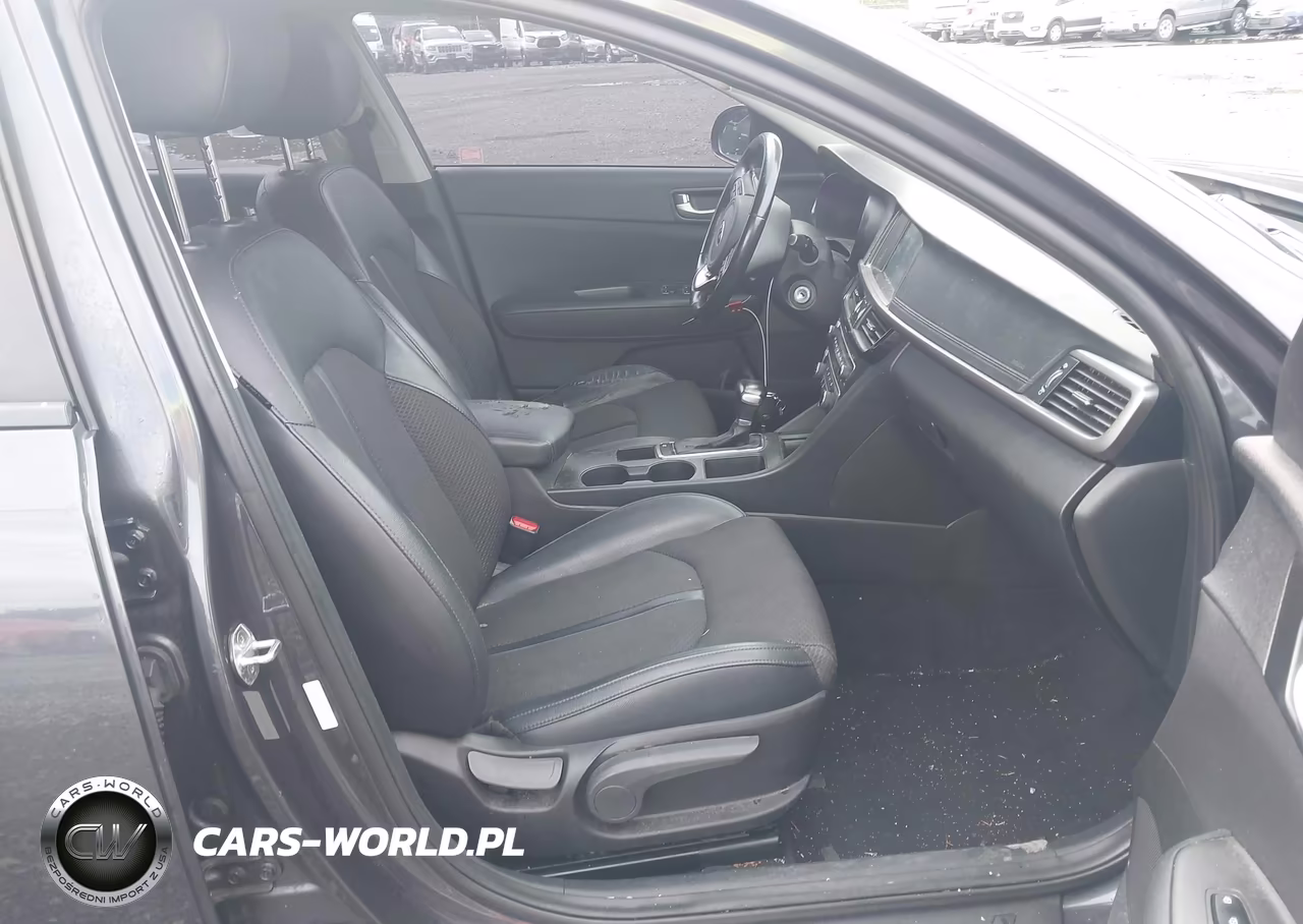 2018 Kia Optima S VIN:5XXGT4L34JG226724 - 5