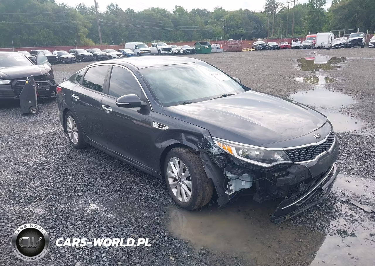 2018 Kia Optima S VIN:5XXGT4L34JG226724 - 6