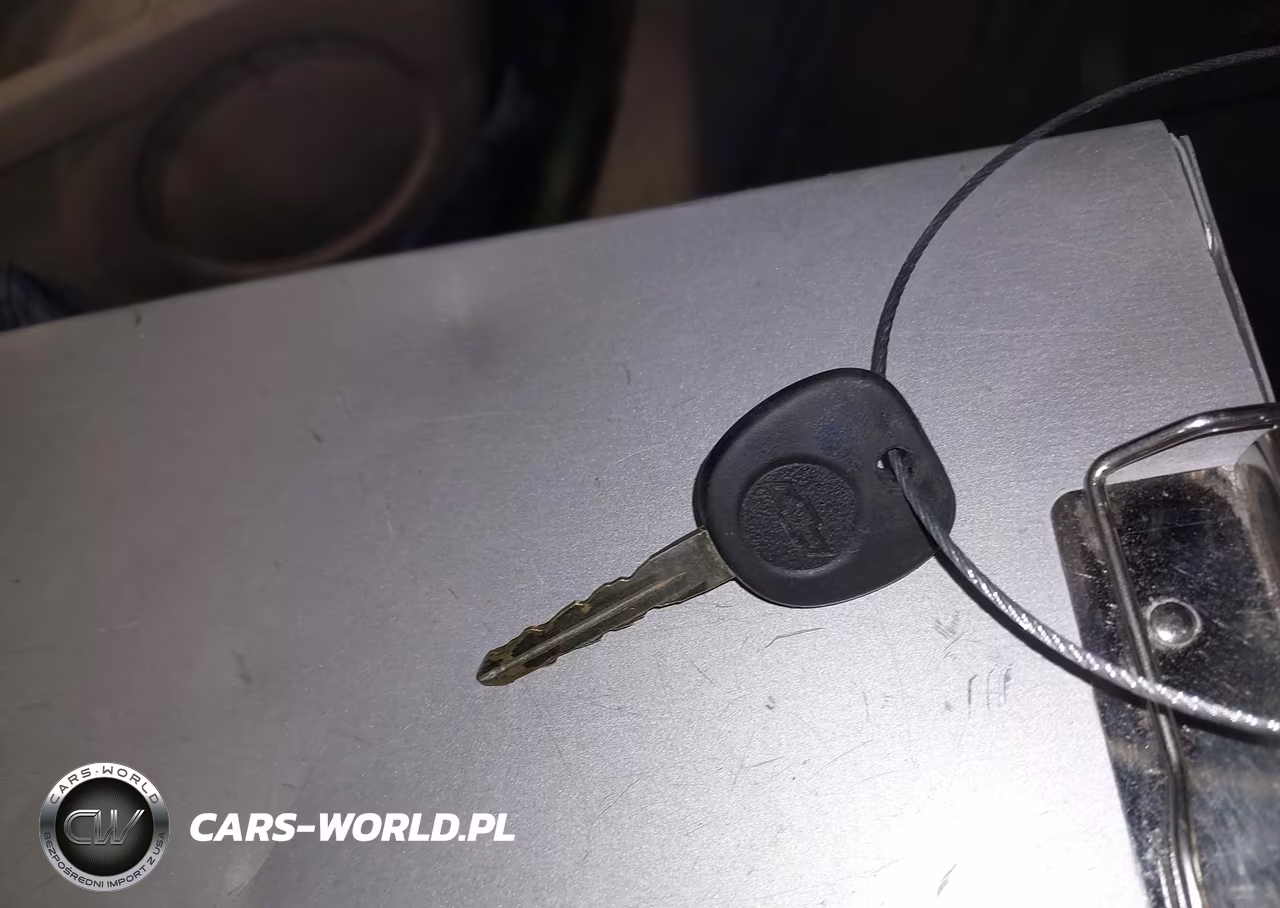 2005 Chevrolet Equinox Ls VIN:2CNDL23F556043862 - 11
