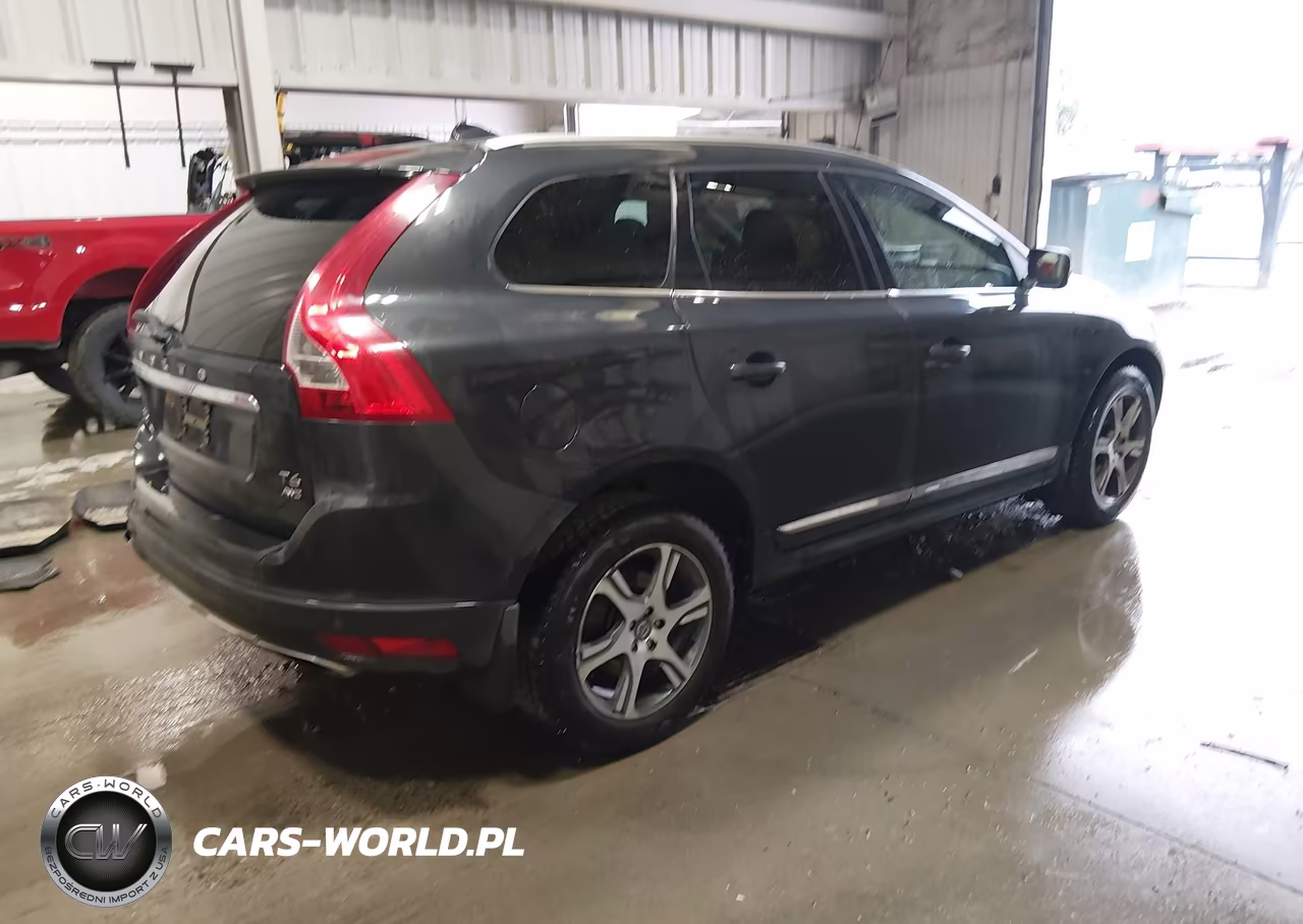 2015 Volvo Xc60 T6 Platinum VIN:YV4902RMXF2678998 - 4