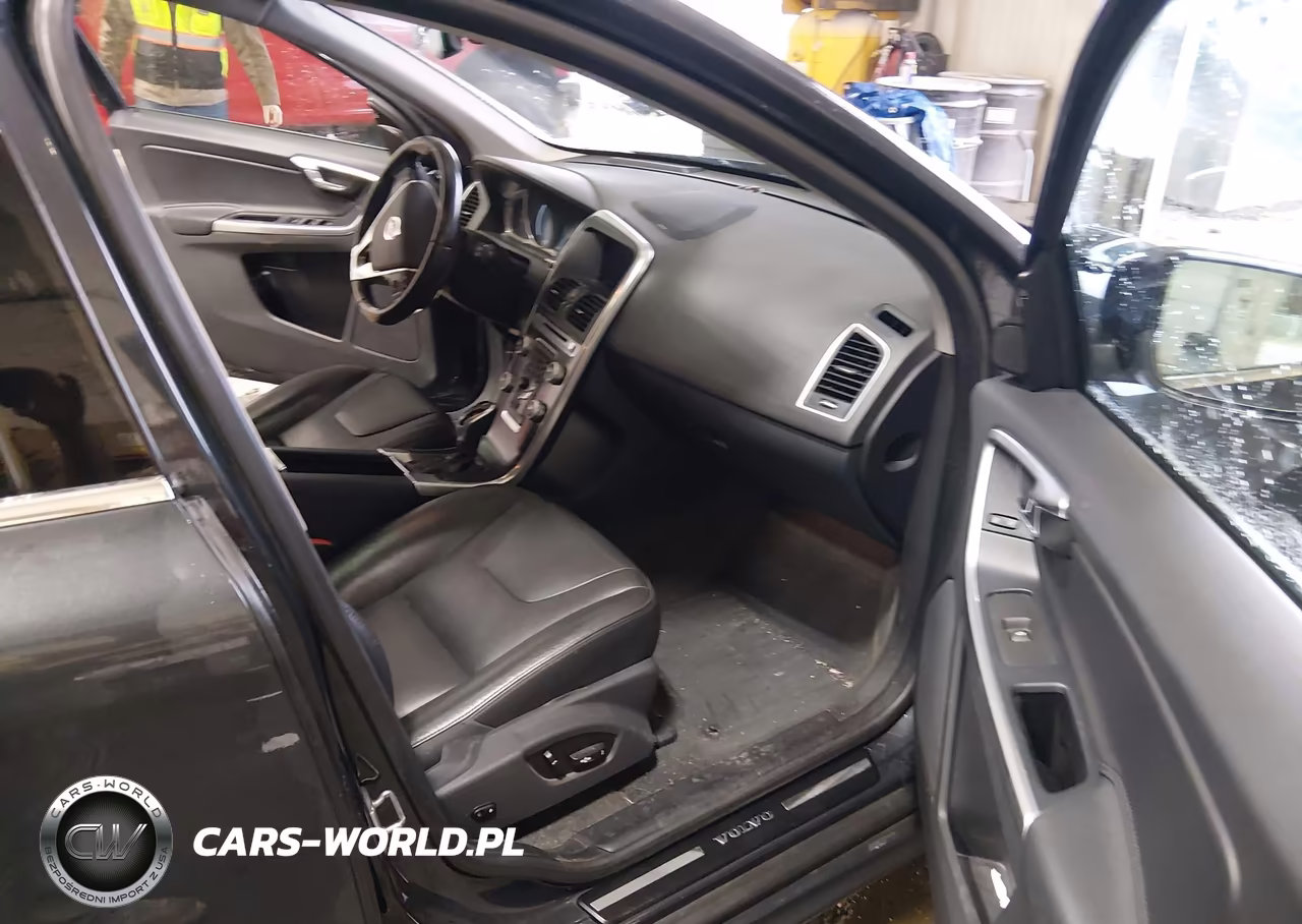 2015 Volvo Xc60 T6 Platinum VIN:YV4902RMXF2678998 - 5