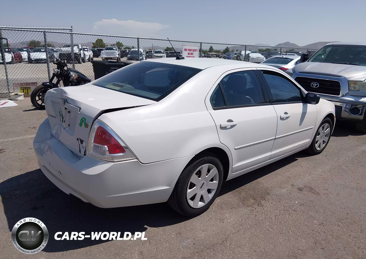 2008 Ford Fusion S VIN:3FAHP06Z38R189152 - 4
