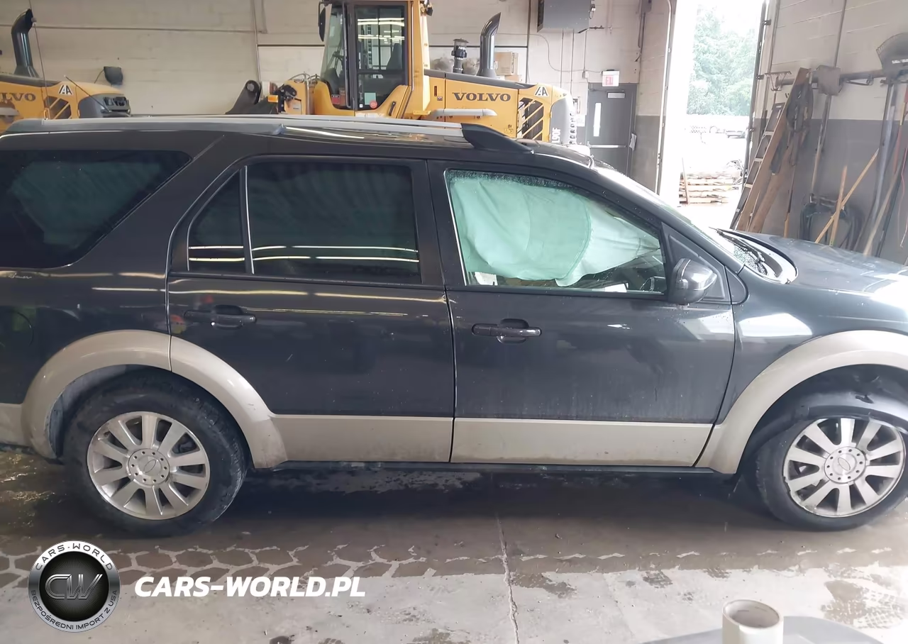 2008 Ford Taurus X Eddie Bauer VIN:1FMDK07W48GA11636 - 13