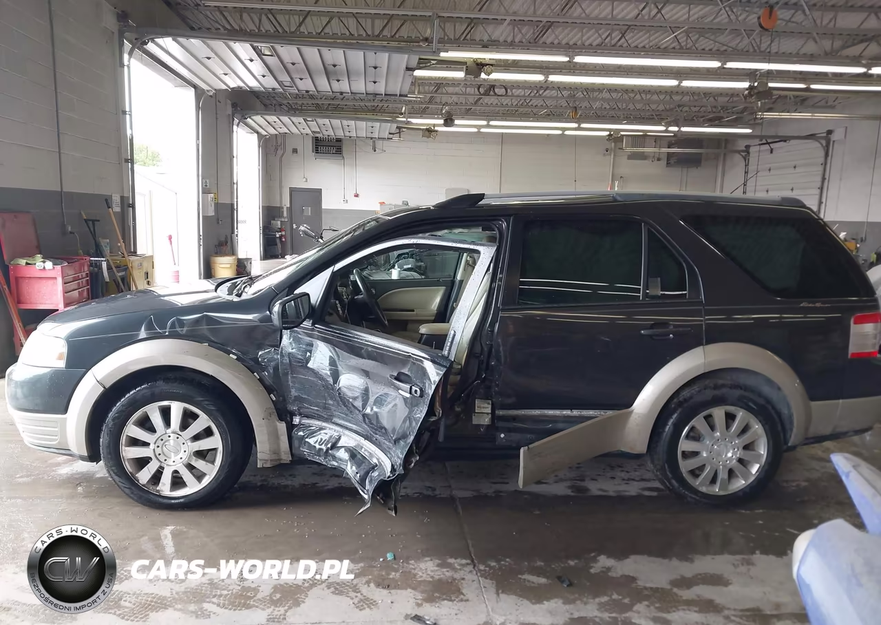 2008 Ford Taurus X Eddie Bauer VIN:1FMDK07W48GA11636 - 14