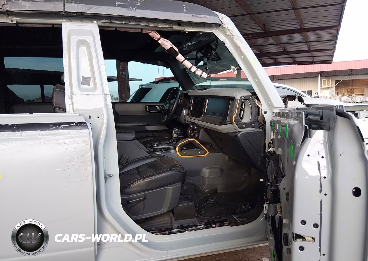 2023 Ford Bronco Badlands VIN:1FMEE5DP5PLB87834 - 5