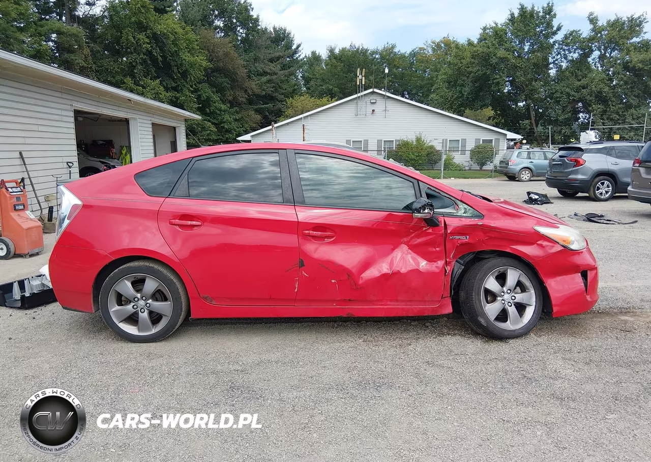 2015 Toyota Prius Persona Series Special Edition VIN:JTDKN3DU7F0425815 - 13