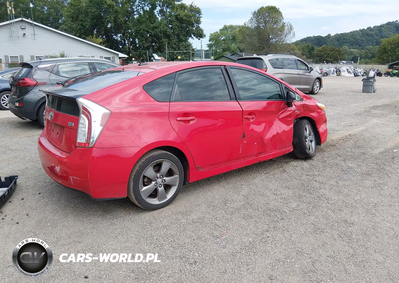 2015 Toyota Prius Persona Series Special Edition VIN:JTDKN3DU7F0425815 - 4