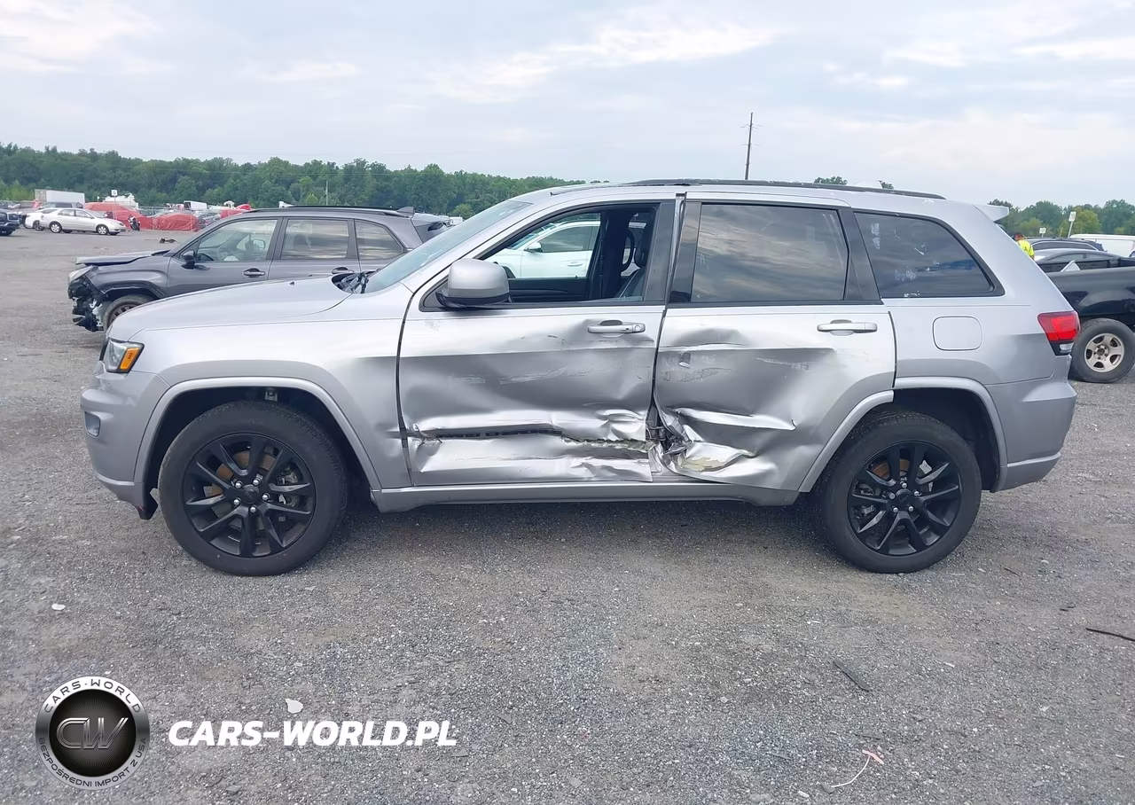 2021 Jeep Grand Cherokee Laredo X 4X4 VIN:1C4RJFAG0MC536759 - 14