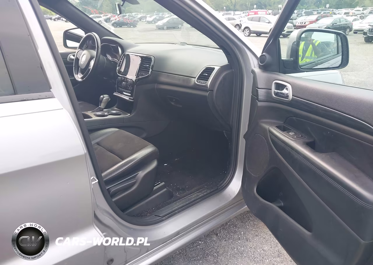 2021 Jeep Grand Cherokee Laredo X 4X4 VIN:1C4RJFAG0MC536759 - 5