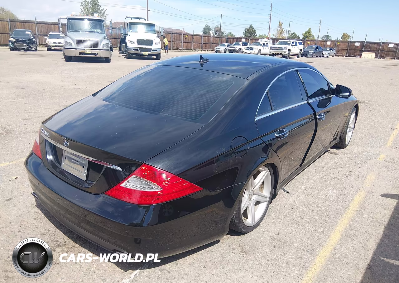 2010 Mercedes-Benz Cls 550 VIN:WDDDJ7CB9AA160772 - 4