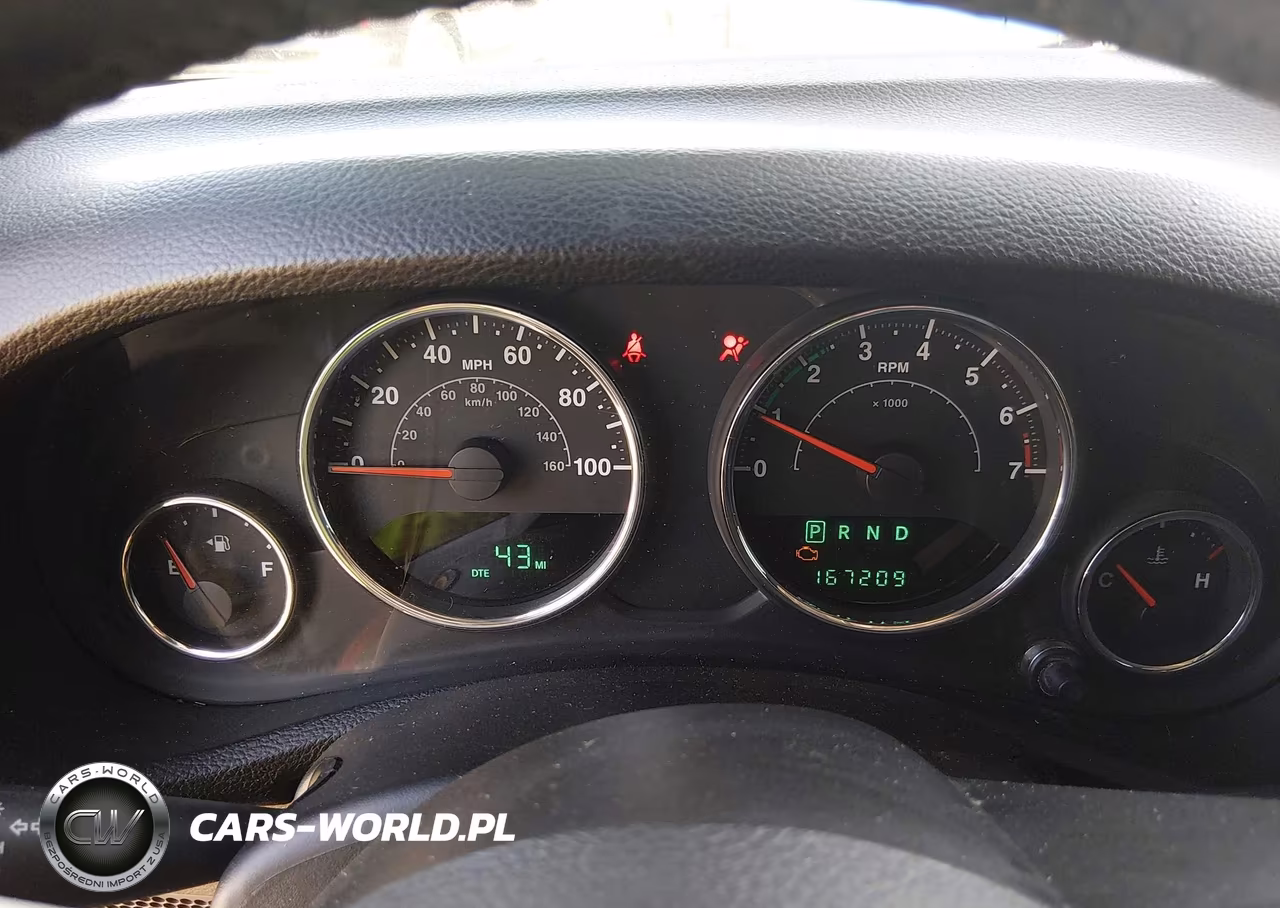 2012 Jeep Wrangler Unlimited Sahara VIN:1C4BJWEG1CL125154 - 7