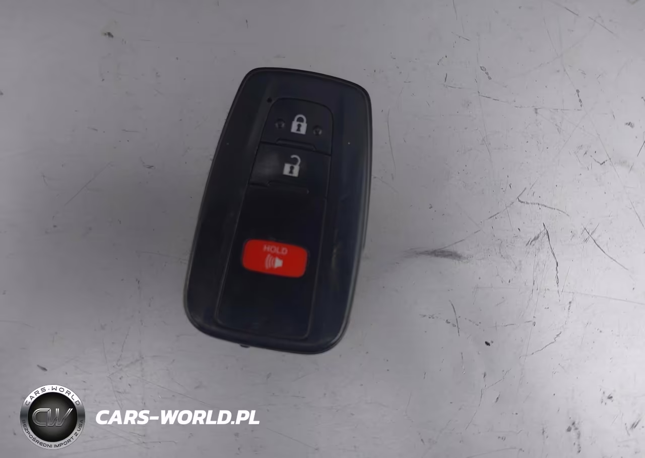 2018 Toyota Prius Three VIN:JTDKARFU3J3067499 - 11