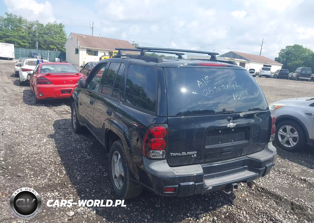 2007 Chevrolet Trailblazer Ls VIN:1GNDT13S472309049 - 3