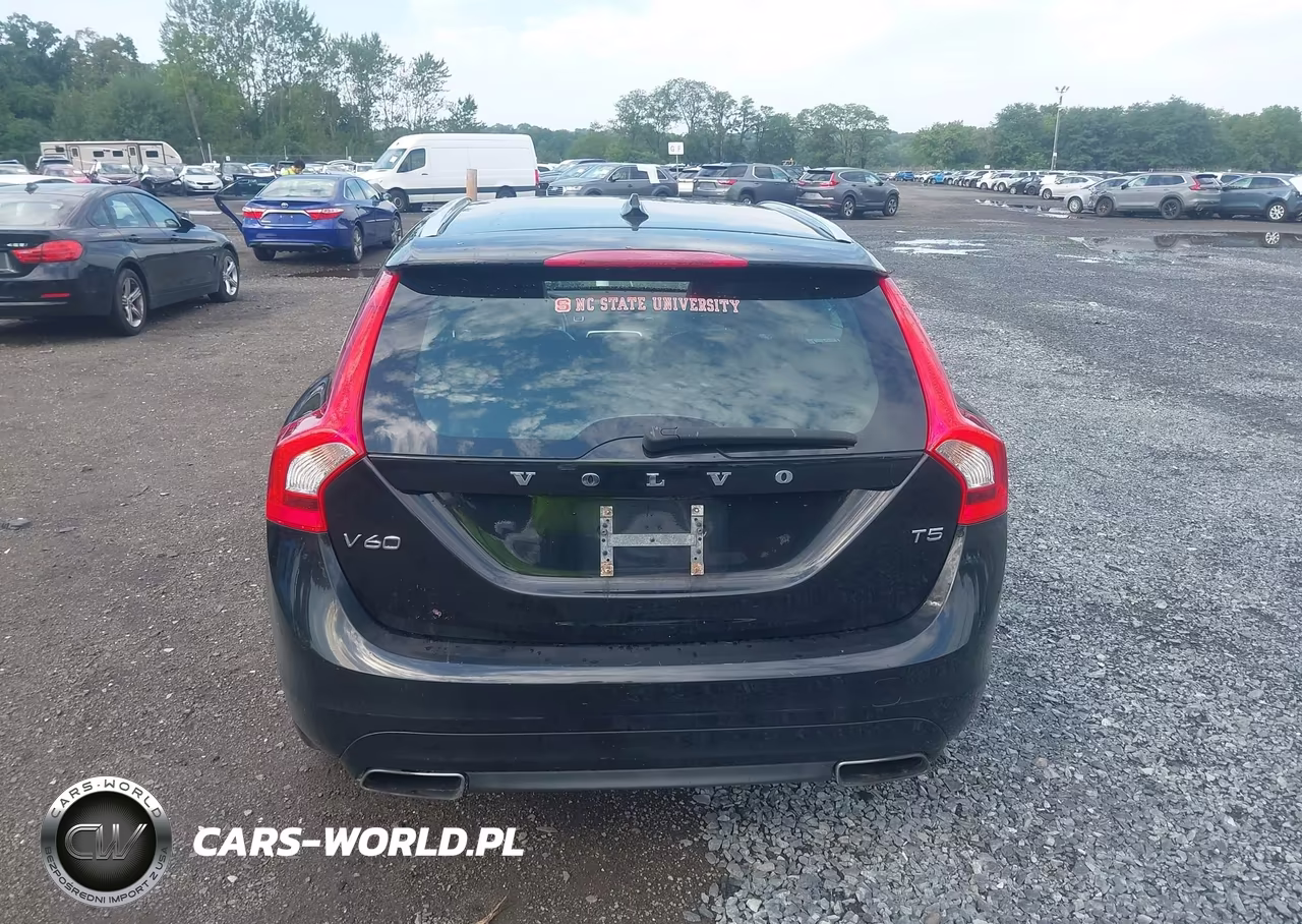 2016 Volvo V60 T5 Drive-E Premier VIN:YV140MEK8G1291008 - 16