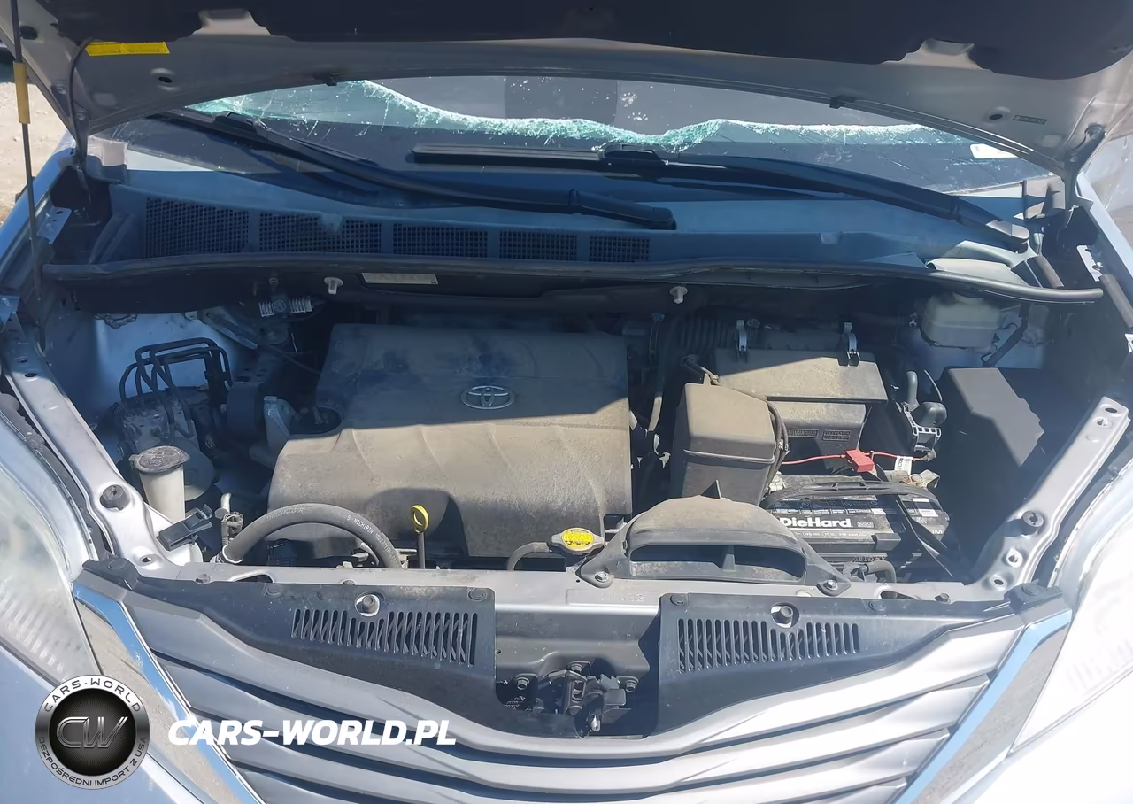 2013 Toyota Sienna Xle V6 8 Passenger VIN:5TDYK3DC8DS290803 - 10