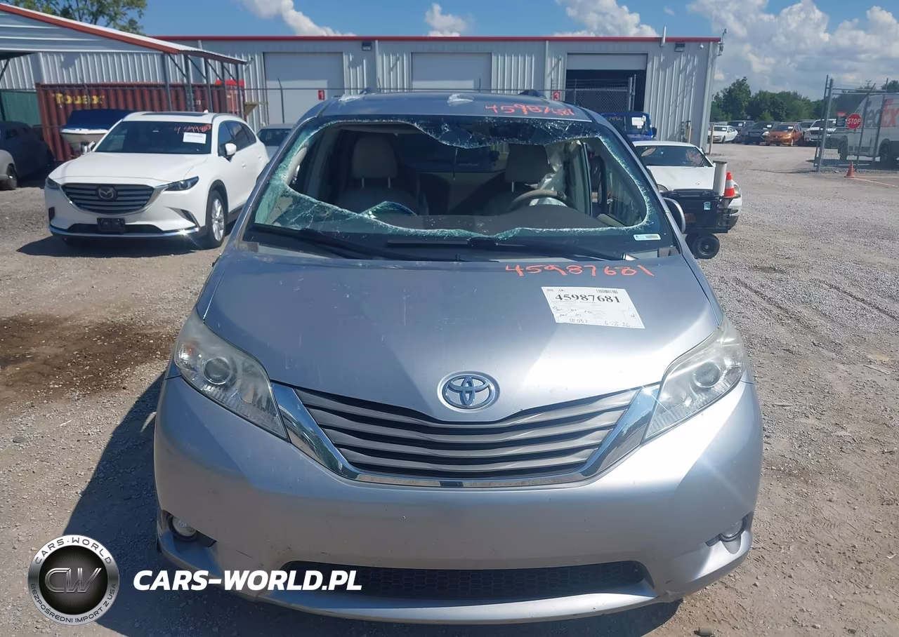 2013 Toyota Sienna Xle V6 8 Passenger VIN:5TDYK3DC8DS290803 - 12