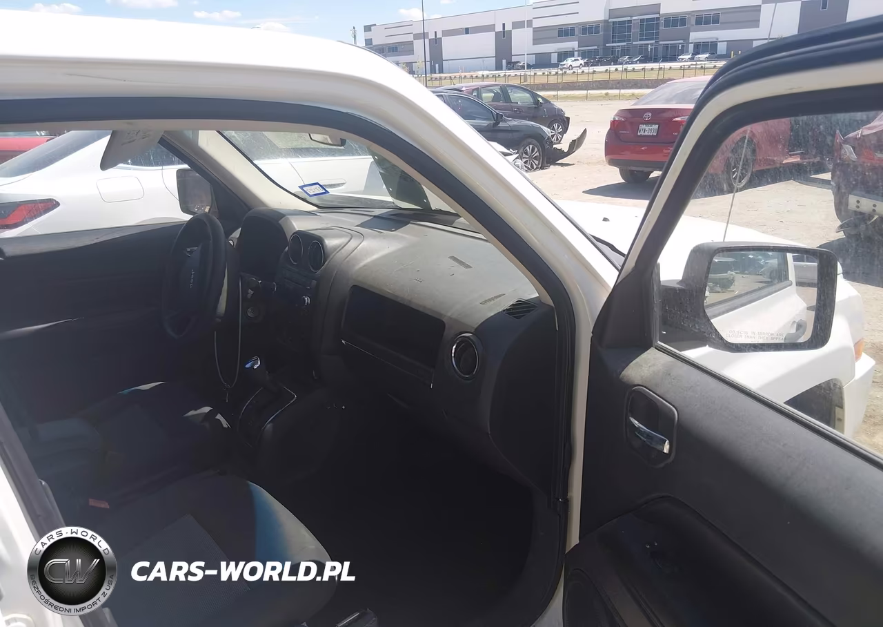 2009 Jeep Patriot Sport VIN:1J4FT28B99D206128 - 5