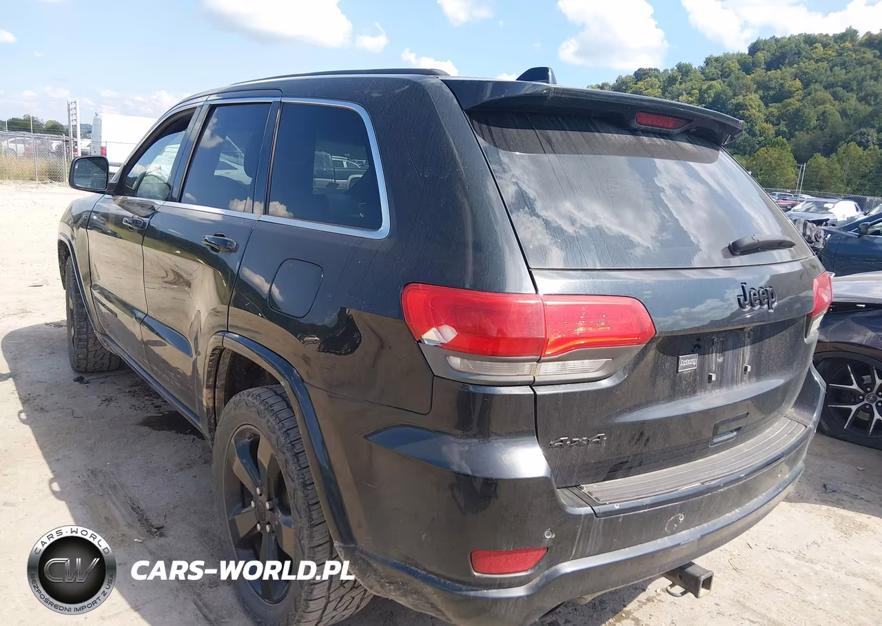 2015 Jeep Grand Cherokee Altitude VIN:1C4RJFAG0FC796839 - 3