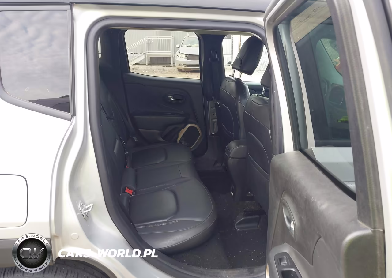 2016 Jeep Renegade Limited VIN:ZACCJADT4GPC77582 - 8