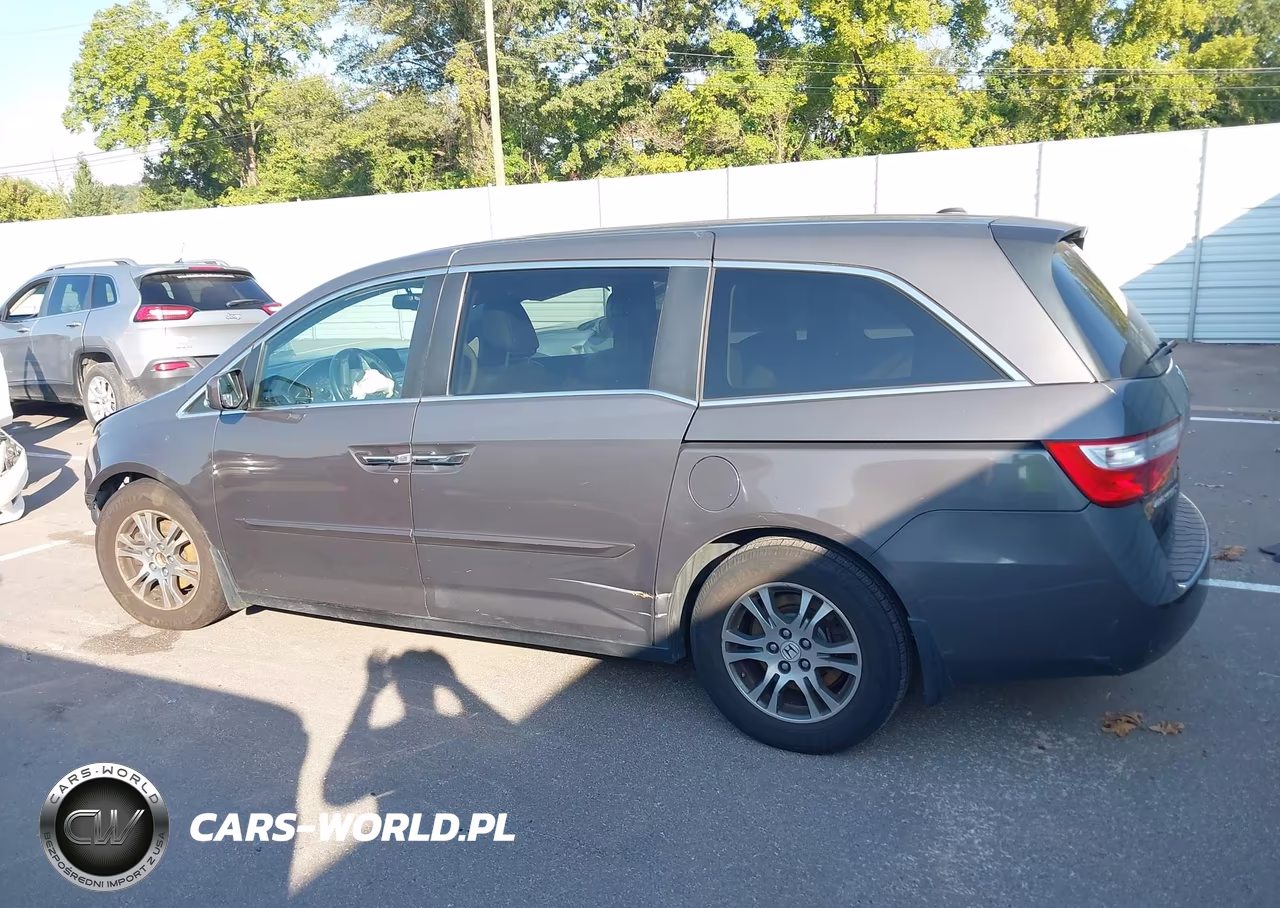 2013 Honda Odyssey Ex-L VIN:5FNRL5H65DB070086 - 14