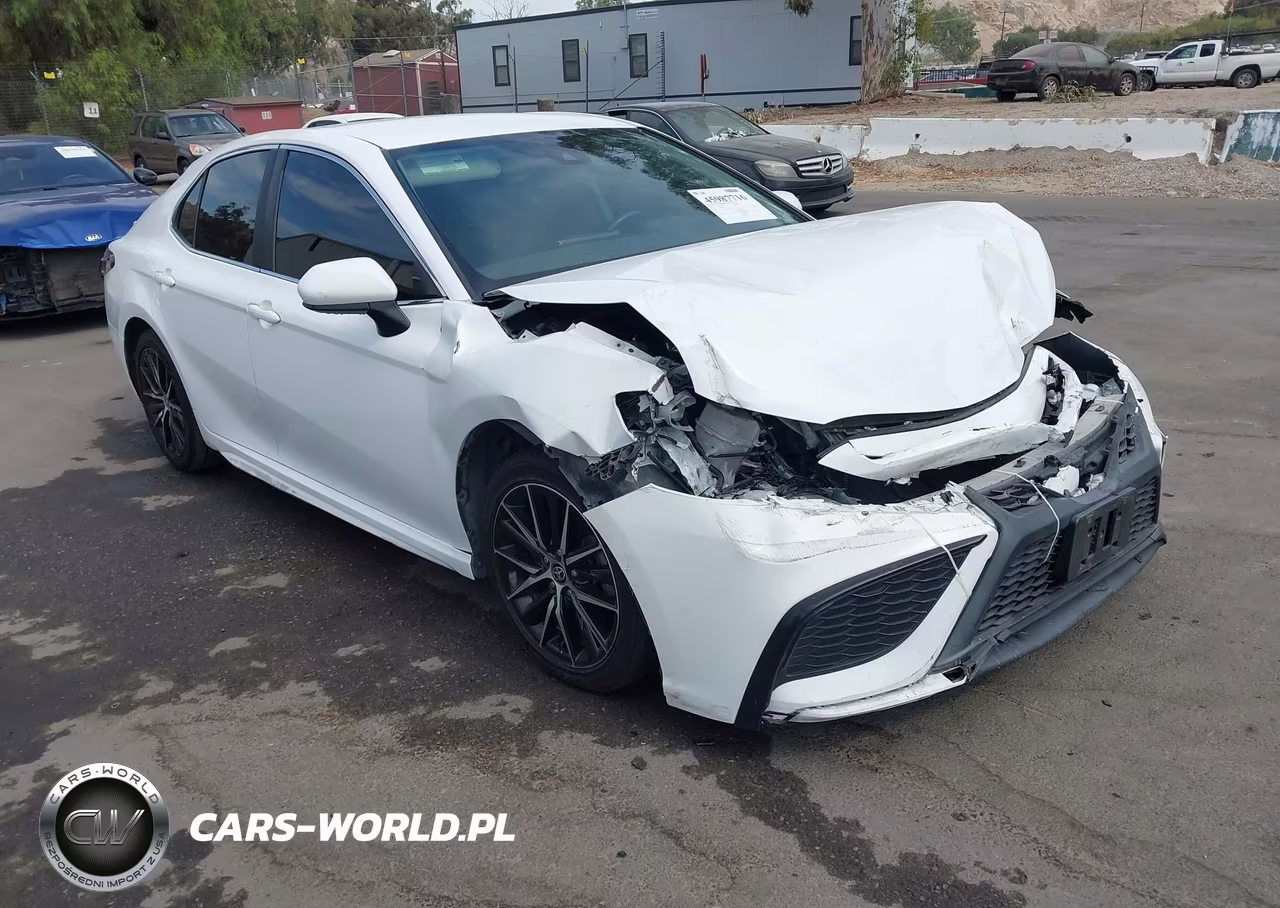 2021 Toyota Camry Se – zdjęcie 1 z 19