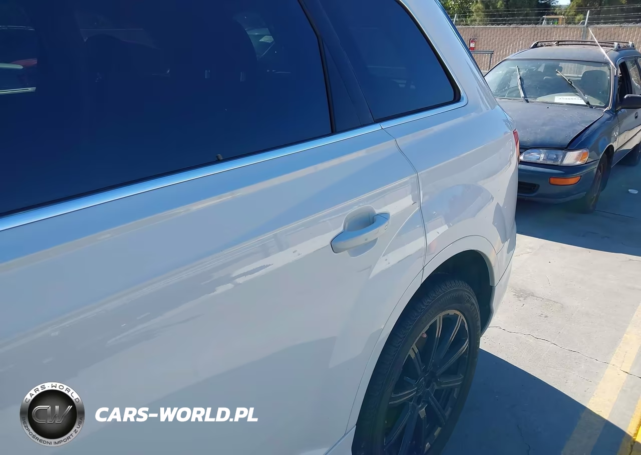 2018 Audi Q7 3.0T Premium VIN:WA1LAAF79JD041039 - 6