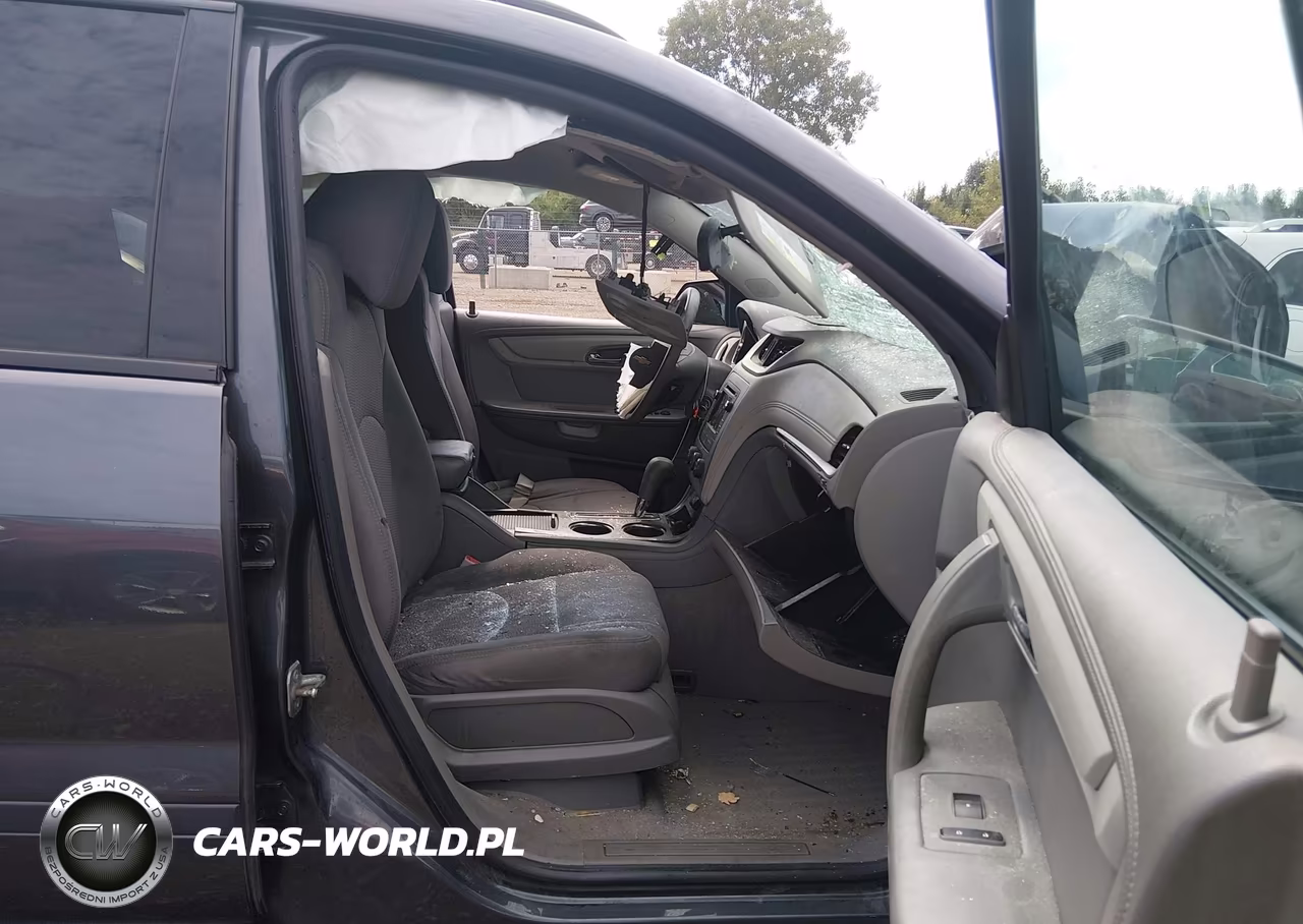 2013 Chevrolet Traverse Ls VIN:1GNKRFED1DJ107059 - 5