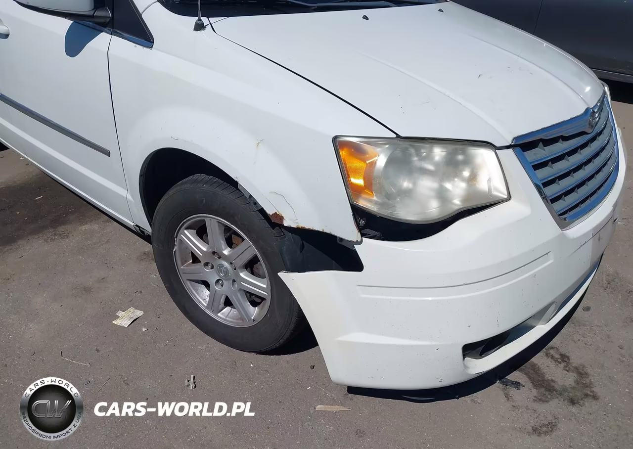 2010 Chrysler Town & Country Touring VIN:2A4RR5D15AR501125 - 18