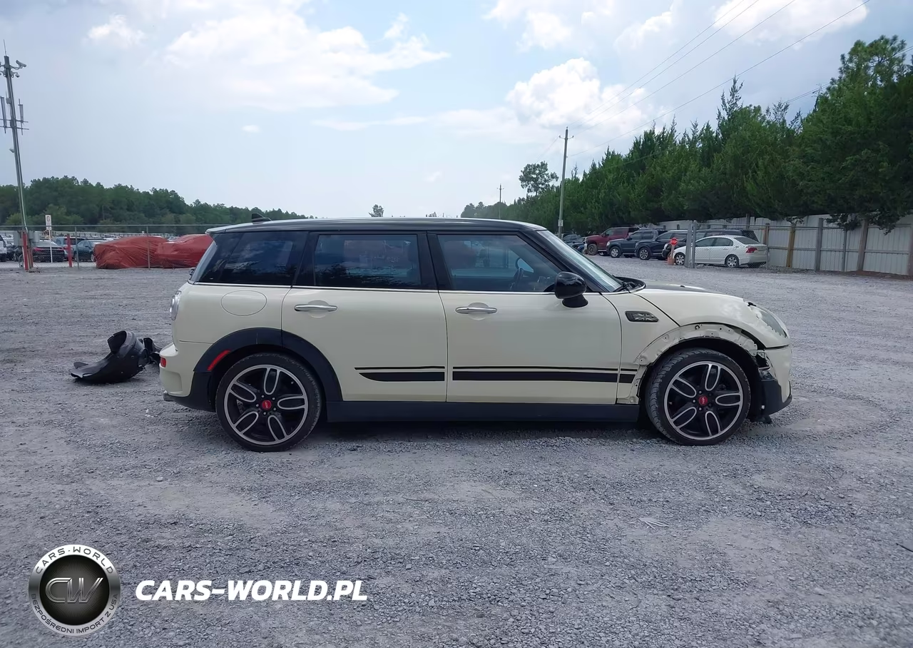2017 Mini Clubman Cooper S VIN:WMWLN9C32H2E49592 - 14