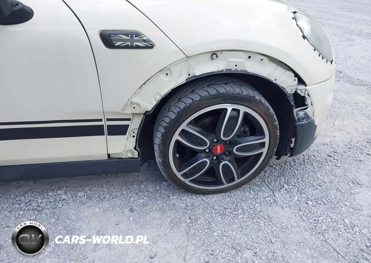 2017 Mini Clubman Cooper S VIN:WMWLN9C32H2E49592 - 20