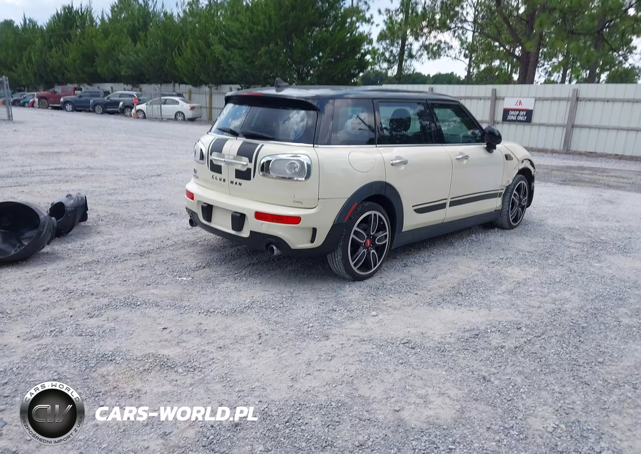 2017 Mini Clubman Cooper S VIN:WMWLN9C32H2E49592 - 4