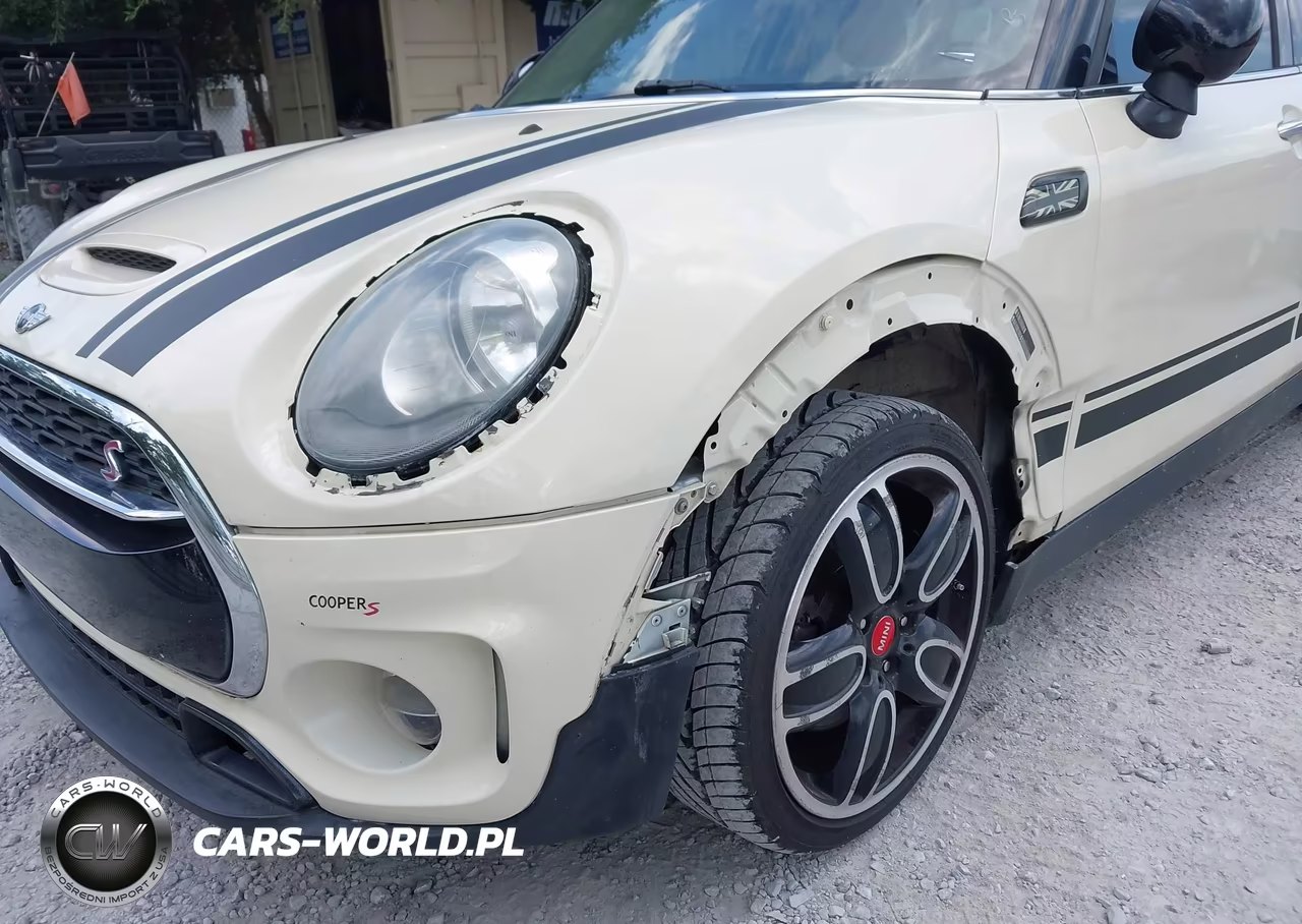 2017 Mini Clubman Cooper S VIN:WMWLN9C32H2E49592 - 6