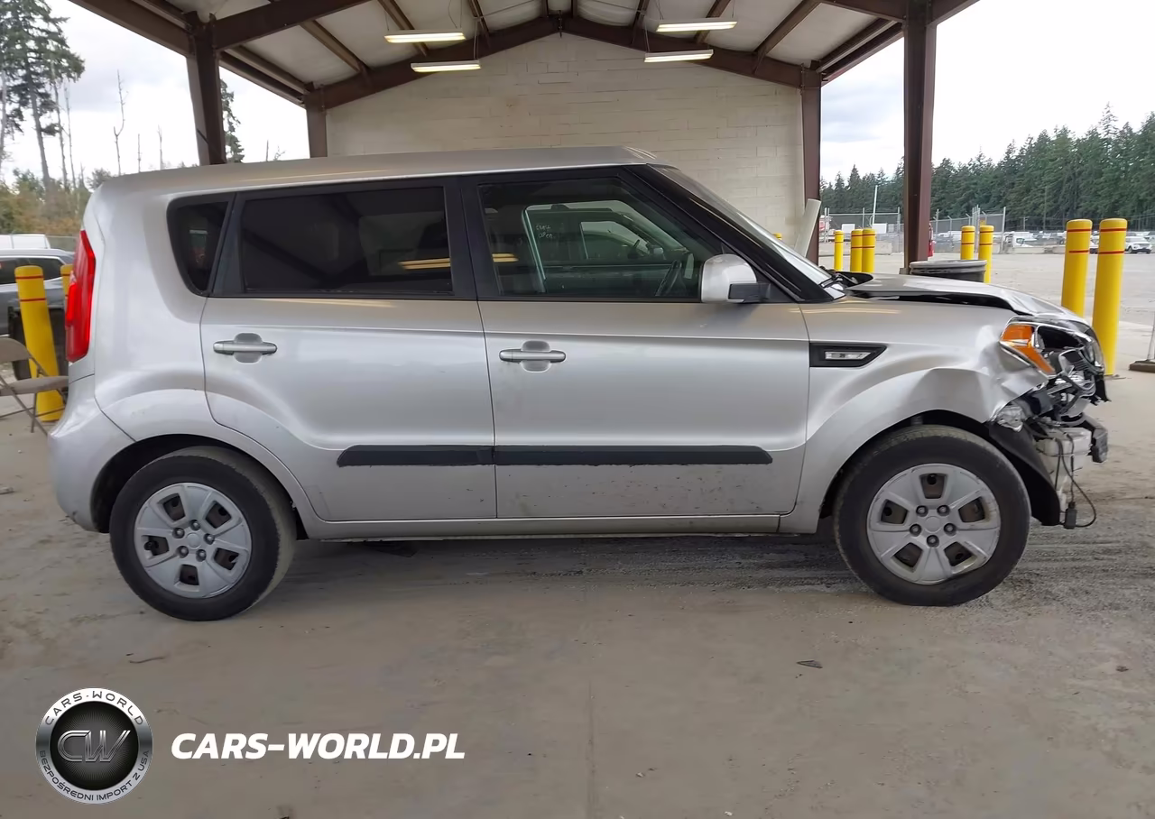 2013 Kia Soul VIN:KNDJT2A59D7540526 - 13