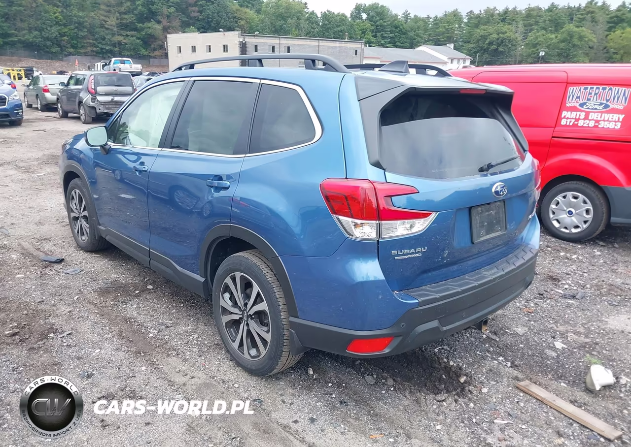 2024 Subaru Forester Limited VIN:JF2SKALC9RH479579 - 3