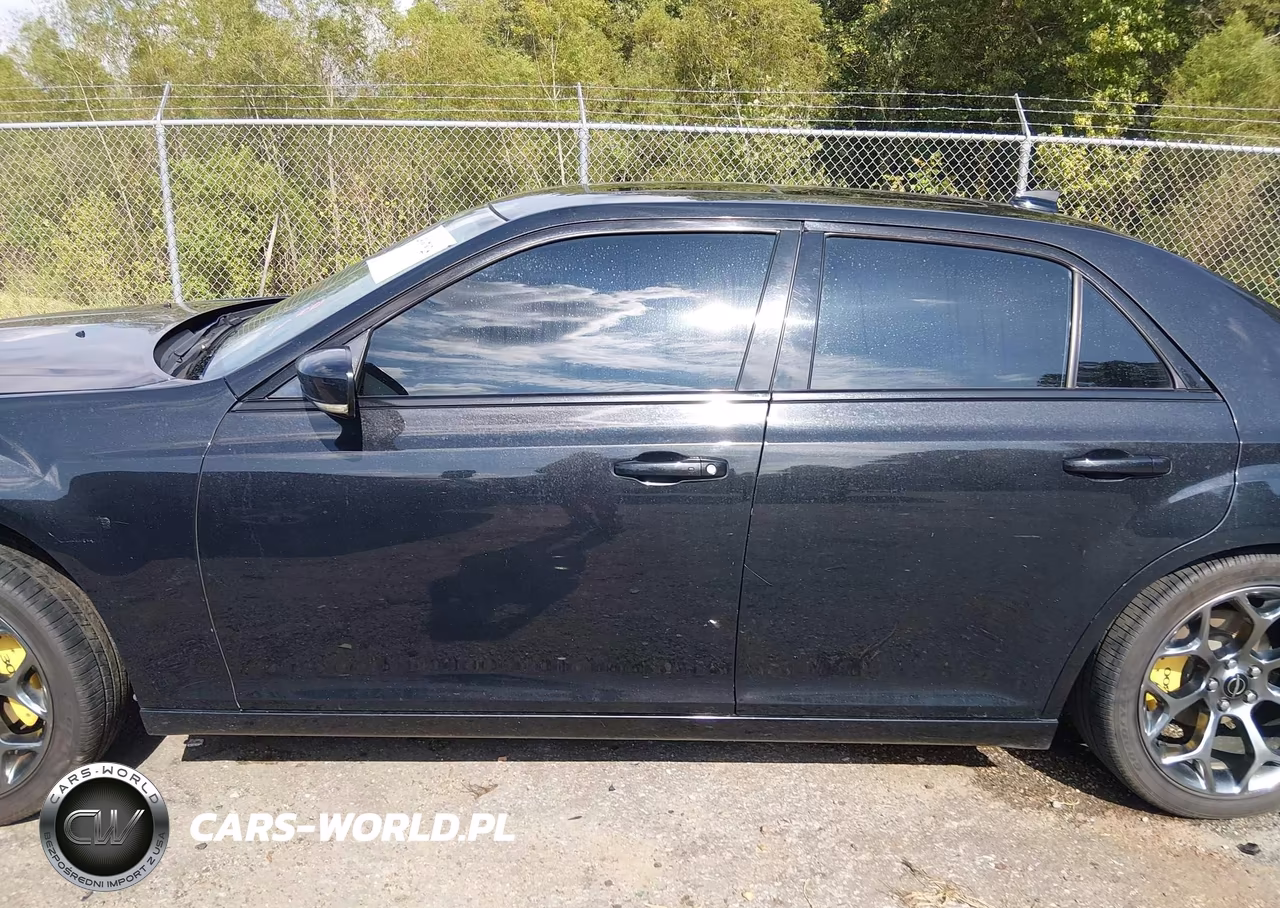 2015 Chrysler 300 300S VIN:2C3CCABG9FH872691 - 15