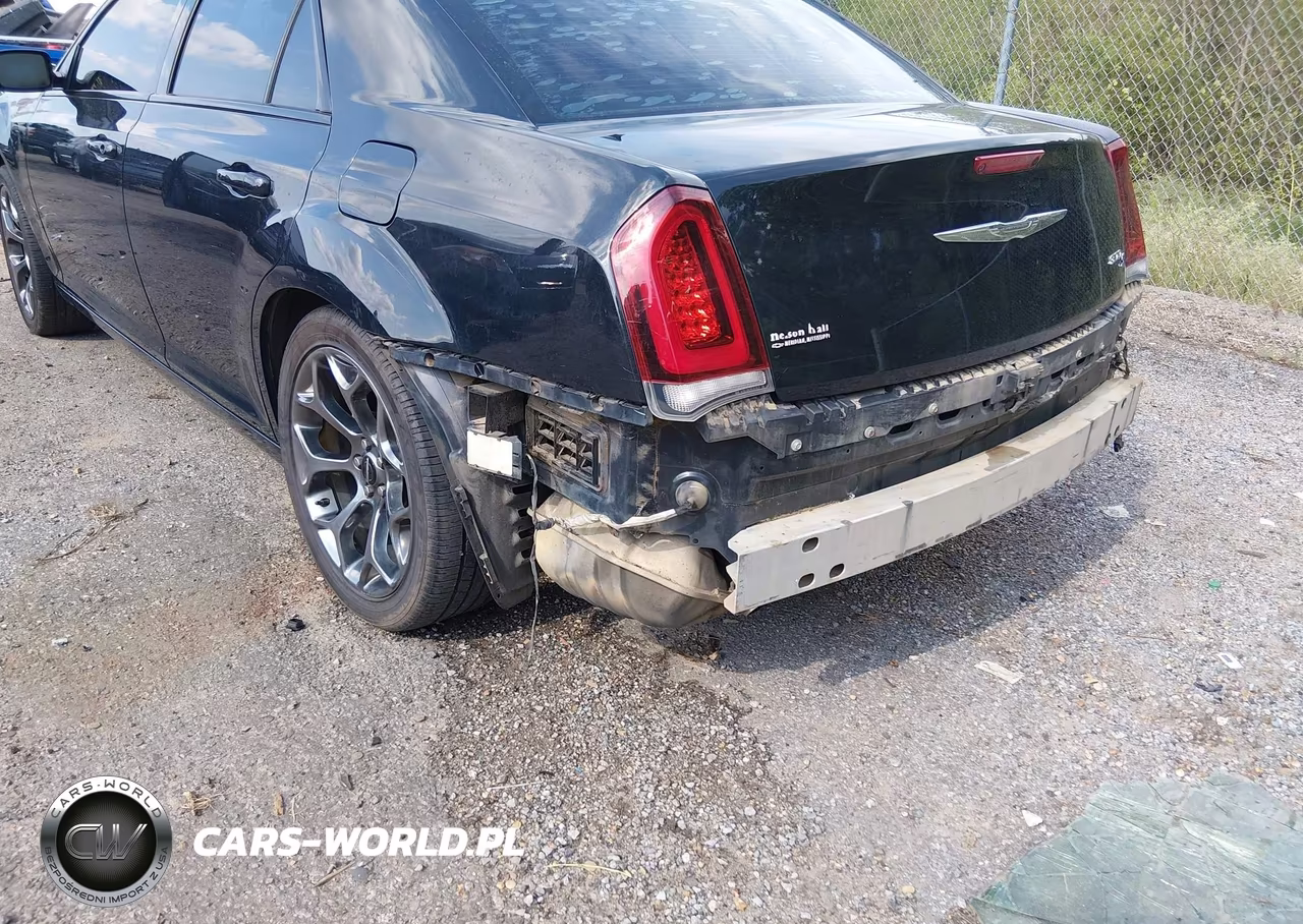 2015 Chrysler 300 300S VIN:2C3CCABG9FH872691 - 22