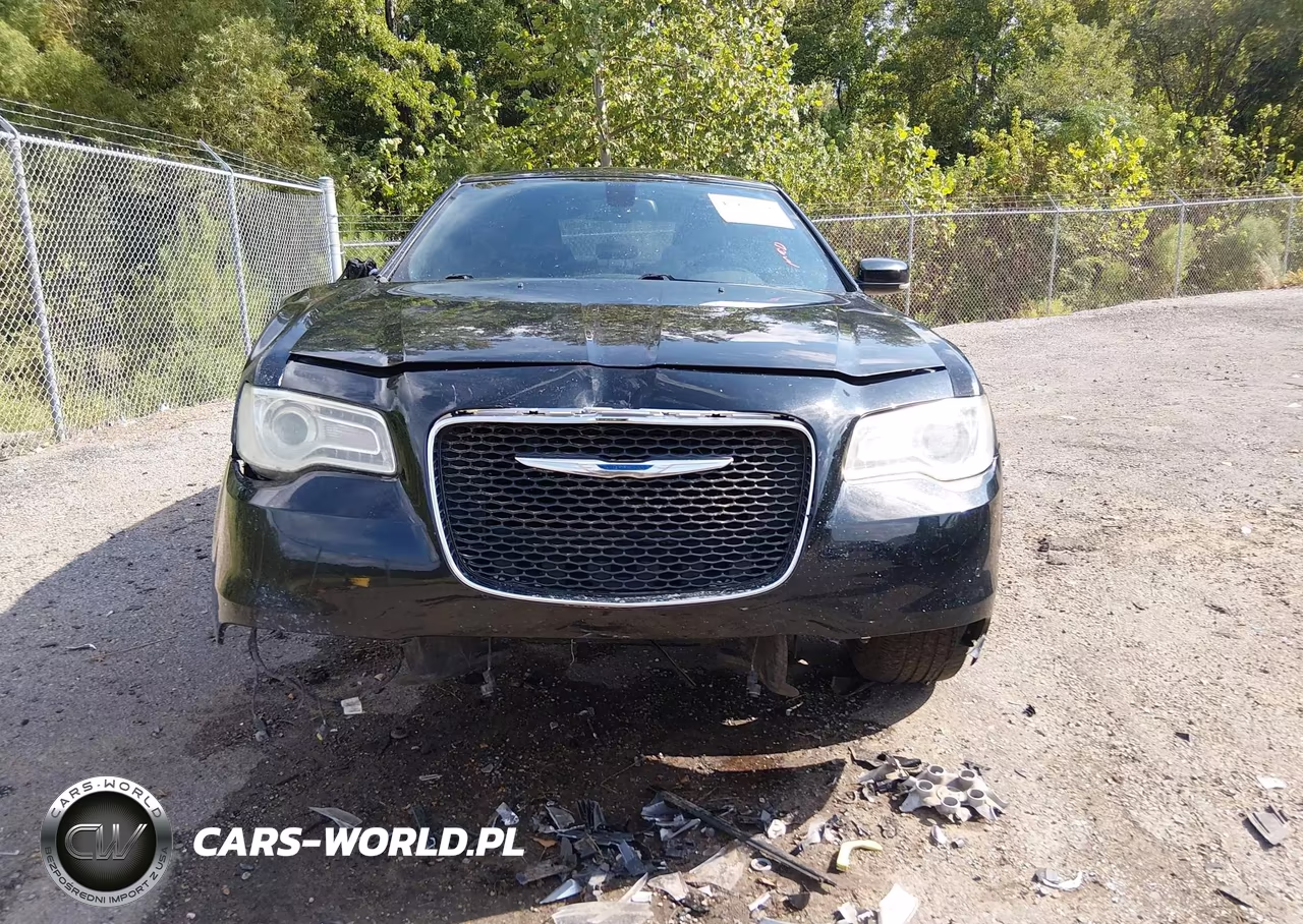 2015 Chrysler 300 300S VIN:2C3CCABG9FH872691 - 6