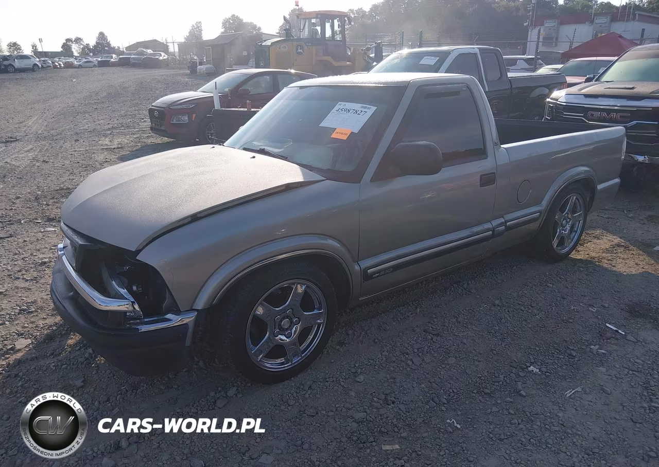 2000 Chevrolet S-10 Ls VIN:1GCCS1440YK161975 - 2