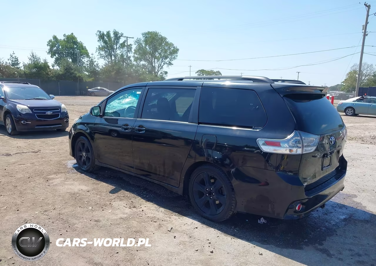 2012 Toyota Sienna Se 8 Passenger VIN:5TDXK3DC1CS213295 - 3