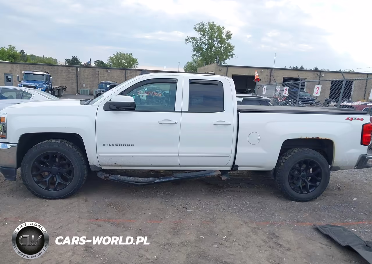 2018 Chevrolet Silverado 1500 1Lt VIN:1GCVKREC7JZ328455 - 14