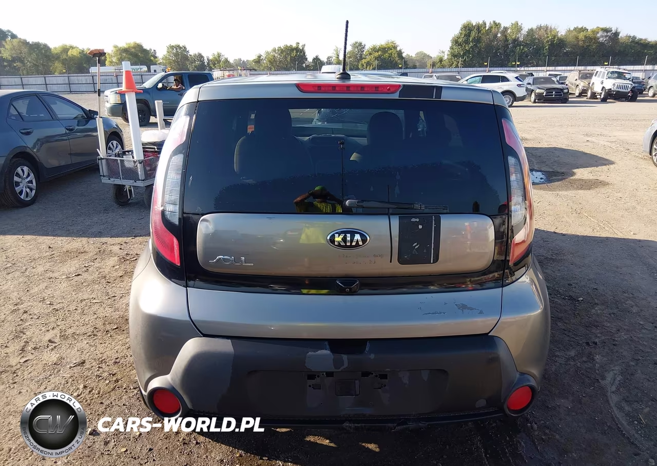 2016 Kia Soul VIN:KNDJN2A2XG7243219 - 16