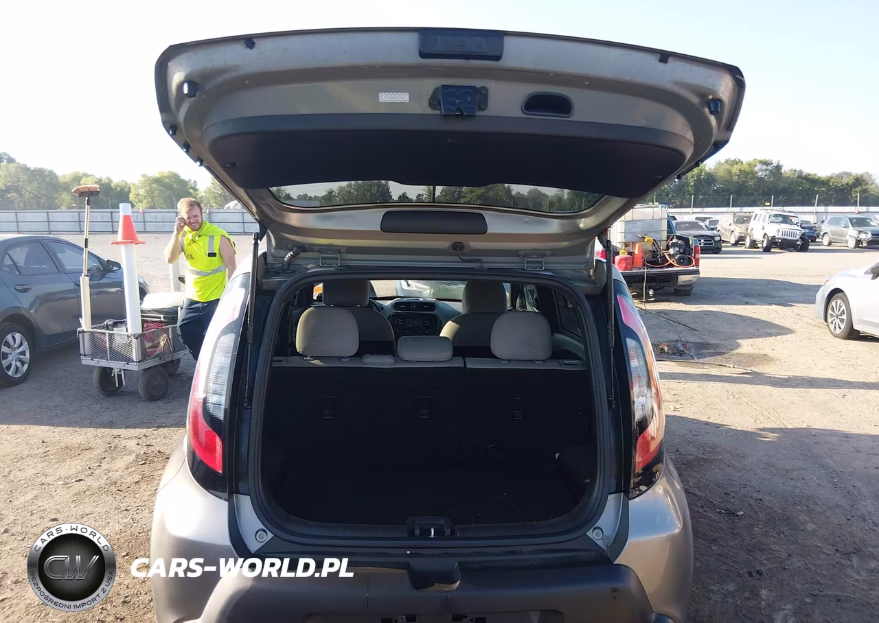 2016 Kia Soul VIN:KNDJN2A2XG7243219 - 17